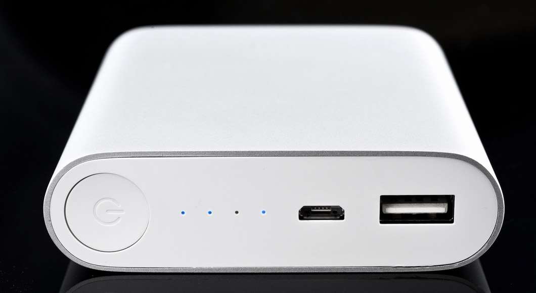 Обзор внешнего аккумулятора Xiaomi Mi Power Bank 10400. Всегда актуален