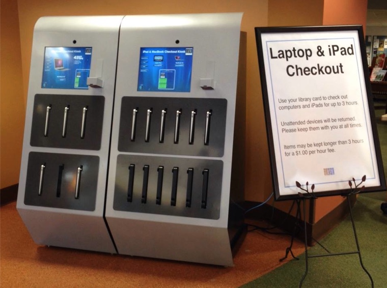 3ipad-kiosk-checking-out-ipad