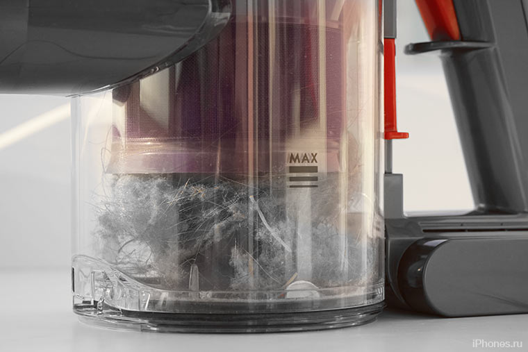 dyson-dc62-dust