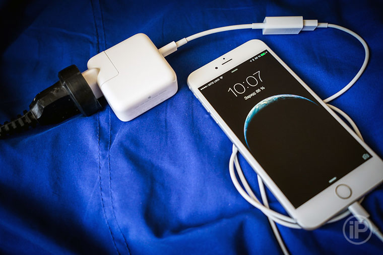 06-Editorial-MacBook12-Power-Adapter-Trick