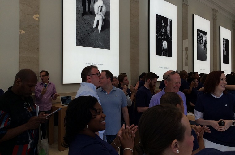 Apple_Store_NYC_4
