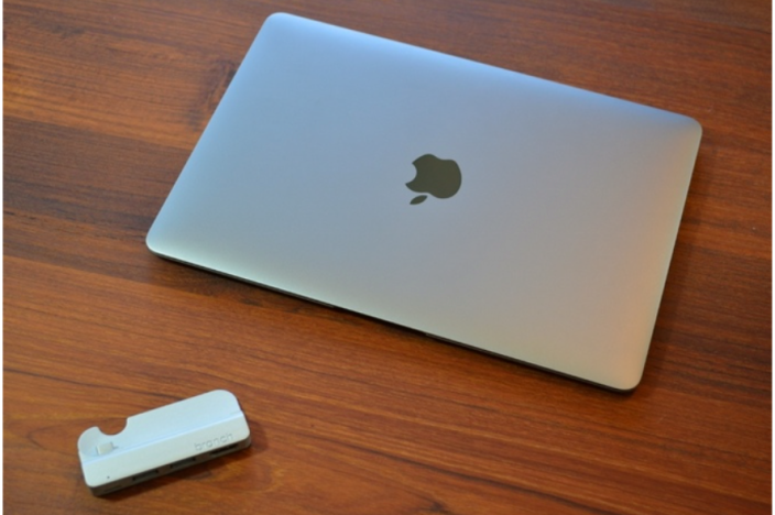 Branch_with_Macbook