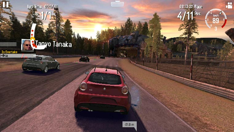 GT-Racing-2