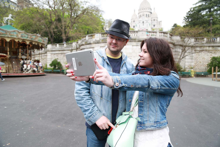 apple-users-in-paris-pic-04