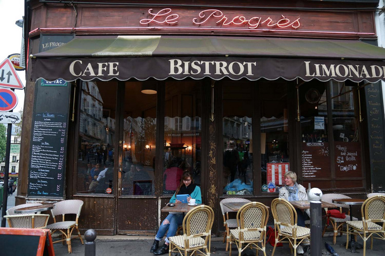 apple-users-in-paris-pic-06