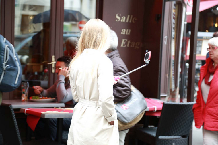 apple-users-in-paris-pic-08