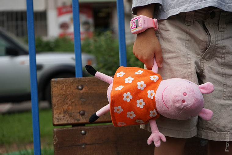 fixitime-peppa-in-hands