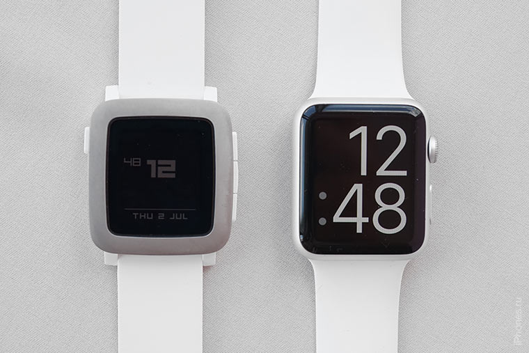 front-apple-watch-vs-pebble-time