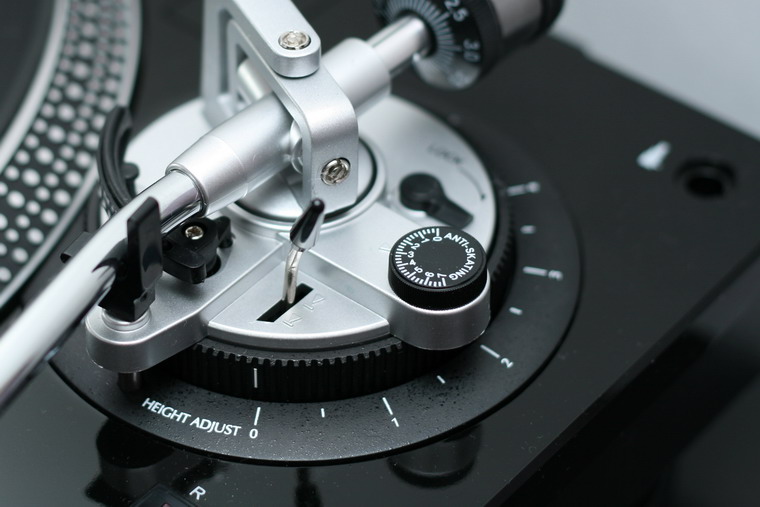 AT_Vinyl_p17