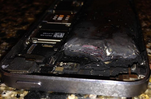 iPhone-5s-catch-fire-4