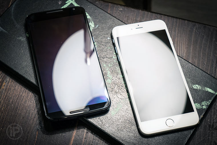 03-iPhone-6-Plus-InUse