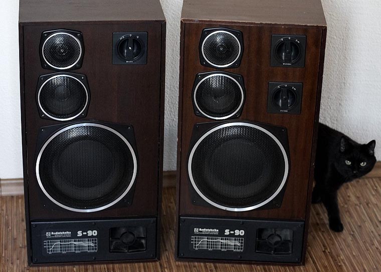 akustica-radiotehnica-s90