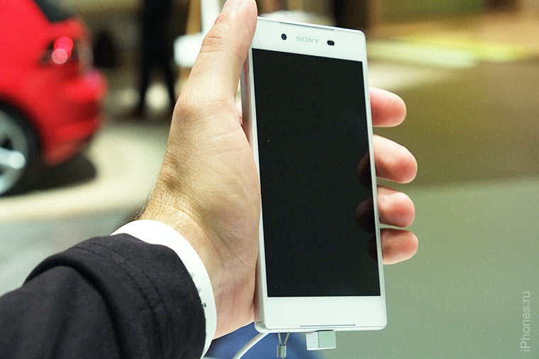 sony-xperia-z5-in-hand2