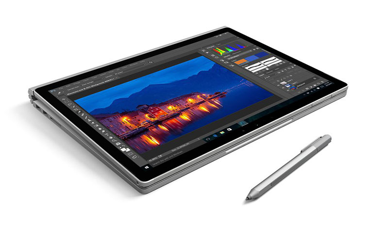 02-3-MS-Surface-Book-Announce