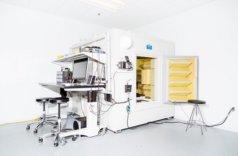 Apple_Laboratory_1