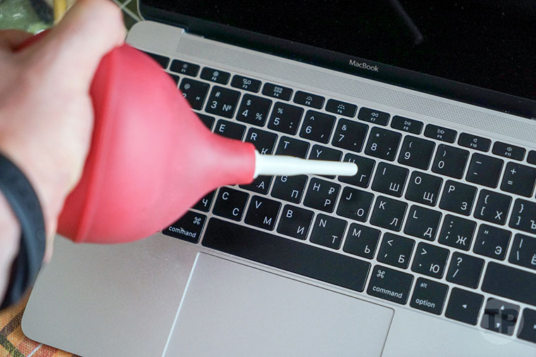 05-Fishka-MacBook-12-Keyboard-Enema1