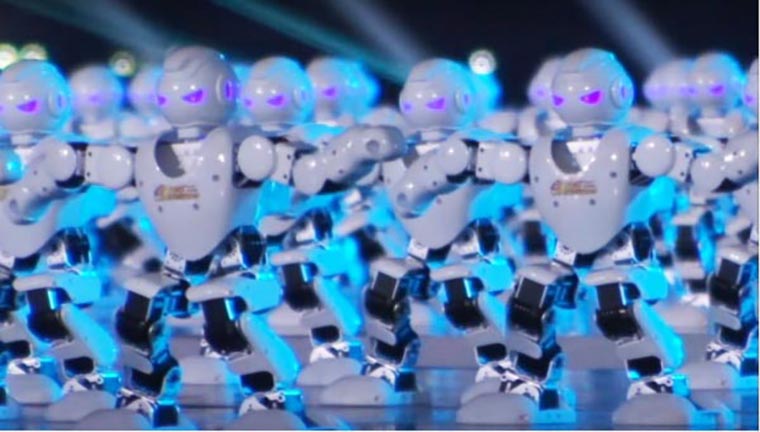 540-dancing-robots_2
