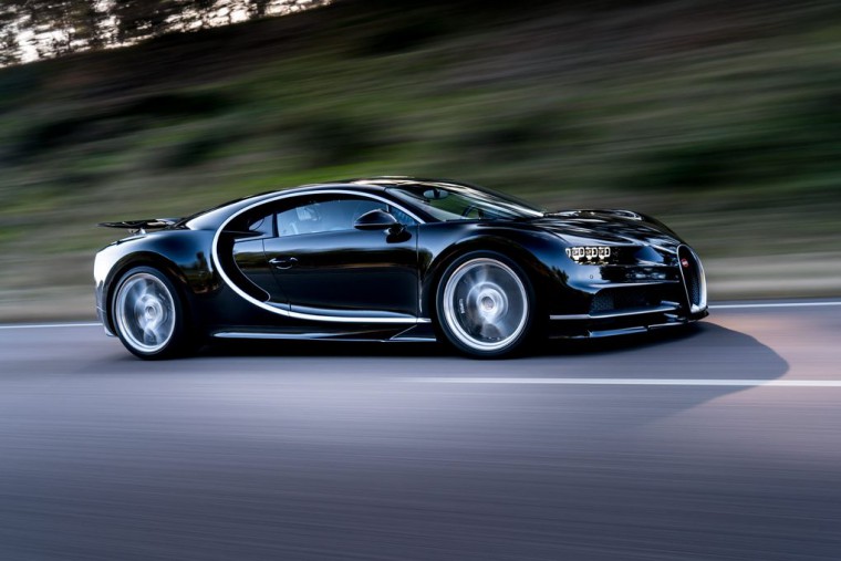 01_CHIRON_dynamic_34-front_WEB.0