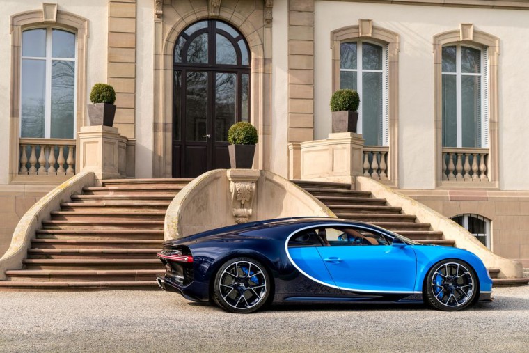 05_CHIRON_Molsheim_side-rear_WEB.0