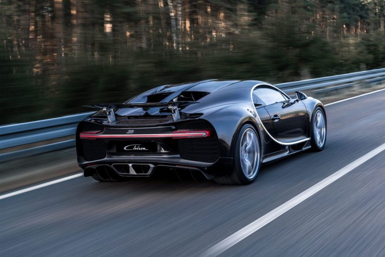 05_CHIRON_dynamic_34-rear_WEB.0