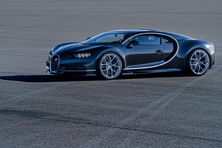 07_CHIRON_dynamic_side_WEB.0