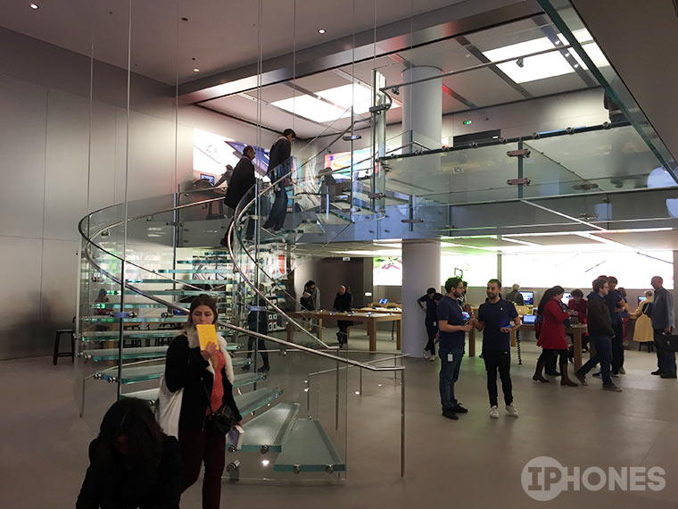 apple-store-2