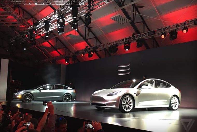 Tesla-Model-3_3