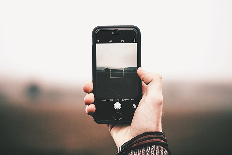boss-fight-free-high-quality-stock-images-photos-photography-iphone-camera-hand