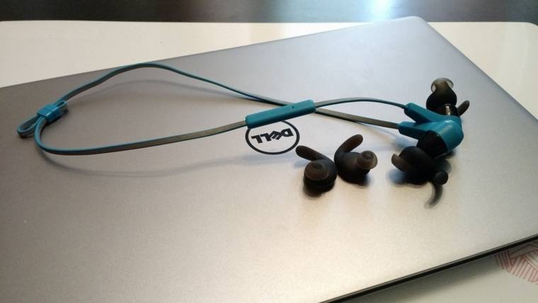 headphones-used (5)