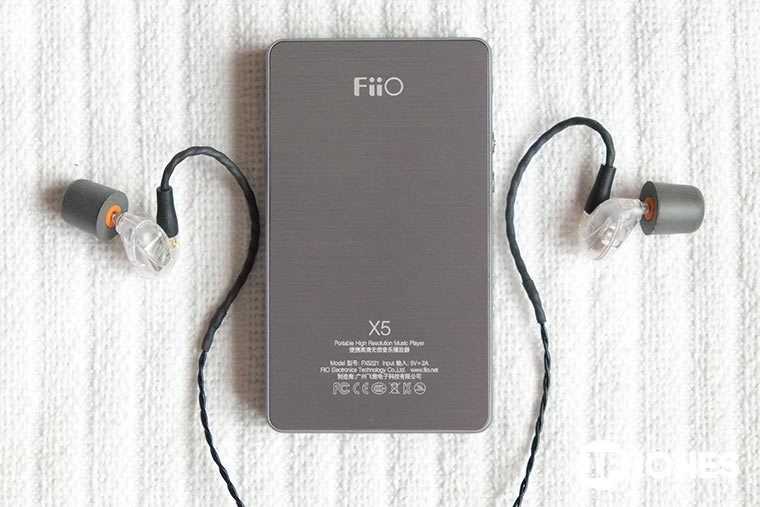 westone-um-pro-30-fiio-x5