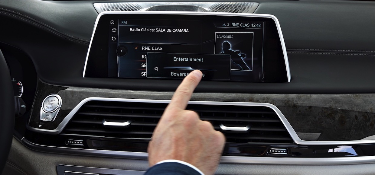 CarPlay в BMW появится уже до конца года