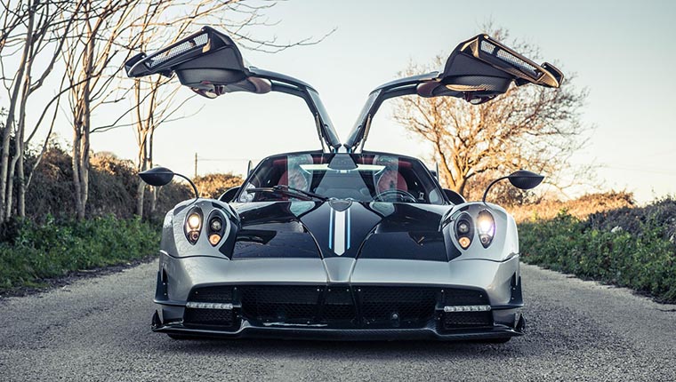 top_Pagani Huayra BC