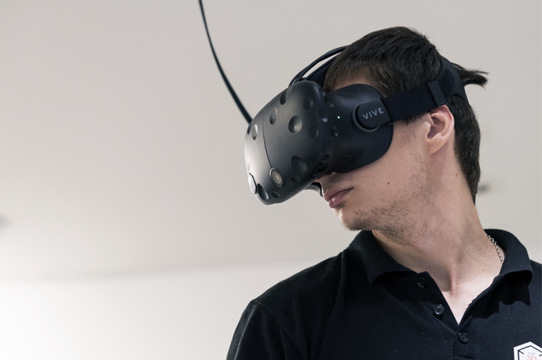vr1-1