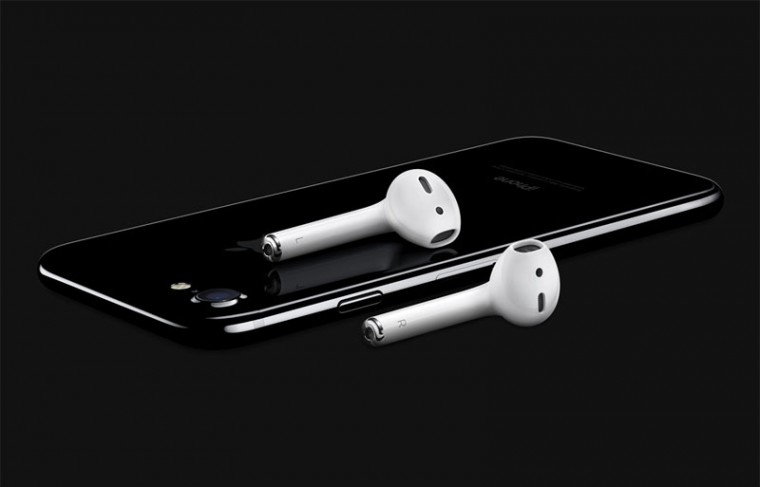 Apple-Airpods-official-5