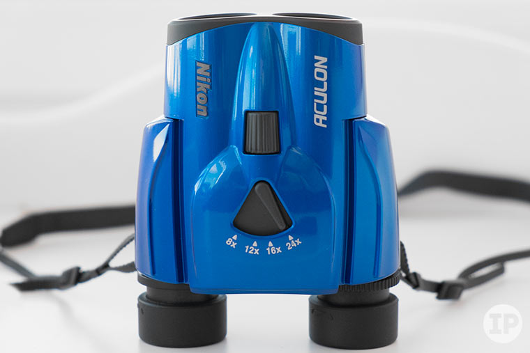 nikon-aculon-t11-top
