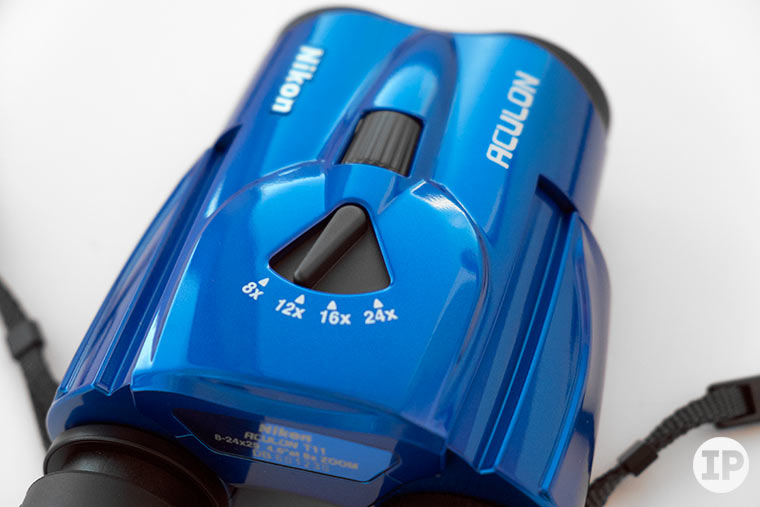 nikon-aculon-t11-zoom