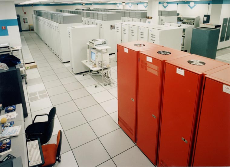 supercomputer_vs_iPhones_2