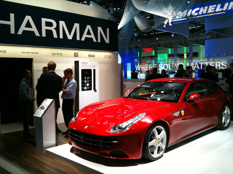 SamsungBuyHarmanIn1