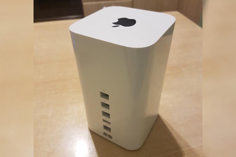 damprodam_airport_apple_05