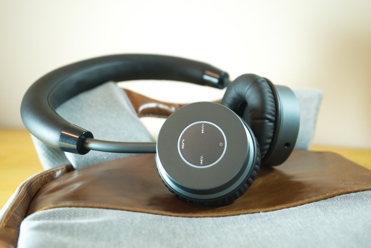 interstep_headphones_08