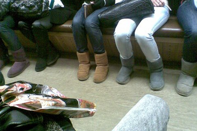 ugg2