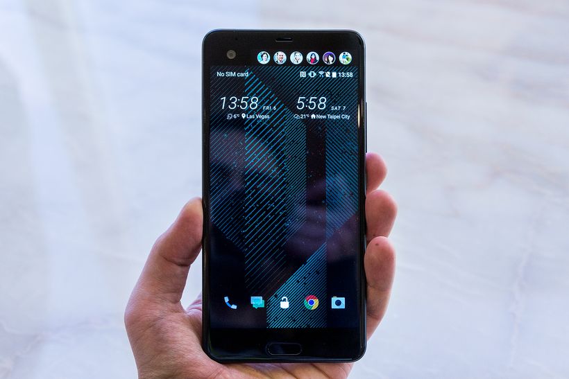 Новый смартфон HTC — наглая копия конкурентов