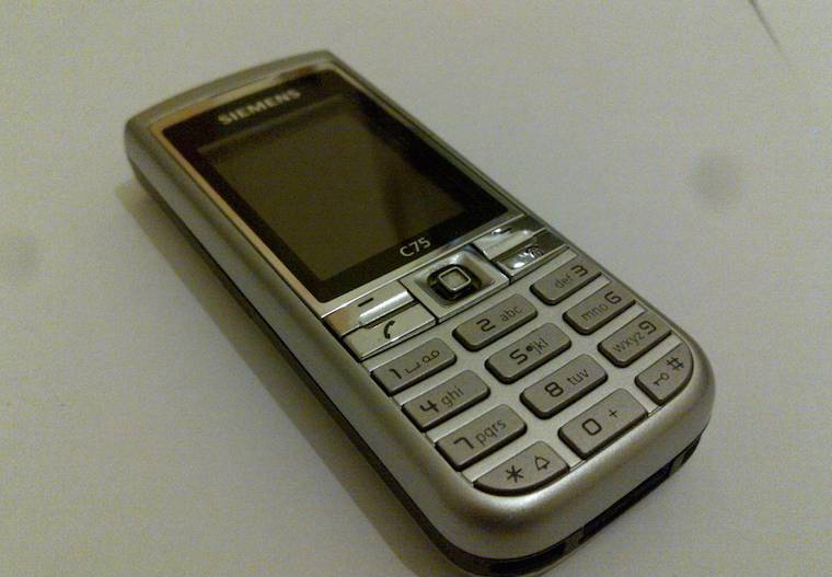 8154600791-siemens-c75-ler-descricao