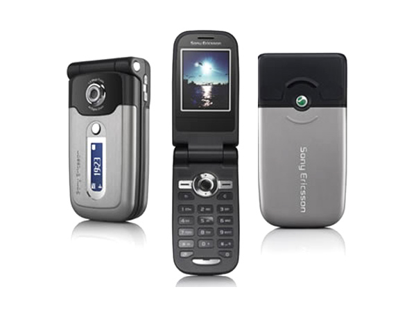 sony-ericsson-z550i-4