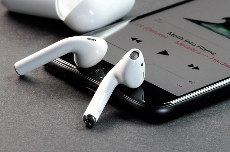 apple-airpods