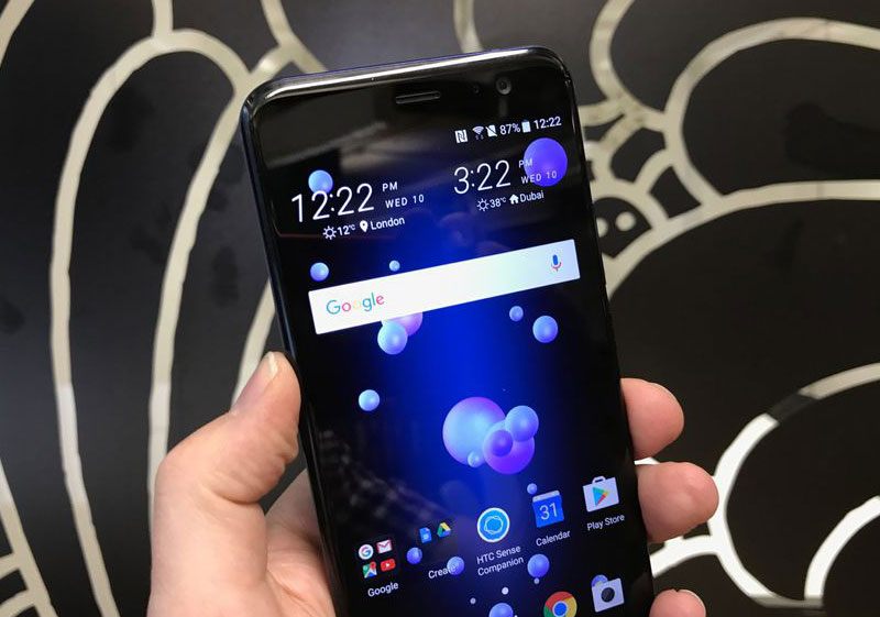 HTC U 11 представлен официально — сенсорные рамки, стеклянный корпус