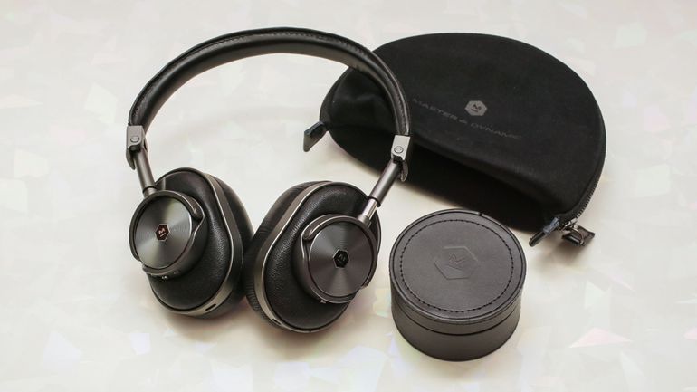 master-and-dynamic-mw60-01