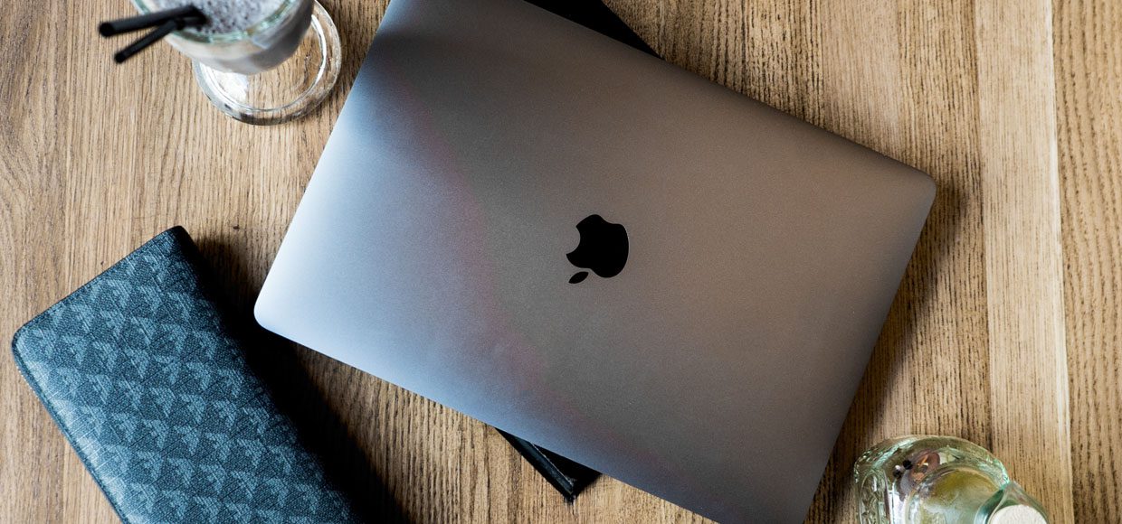 Сравнение MacBook Pro 2017 и 2016 года без Touch Bar: время выкидывать старьё?