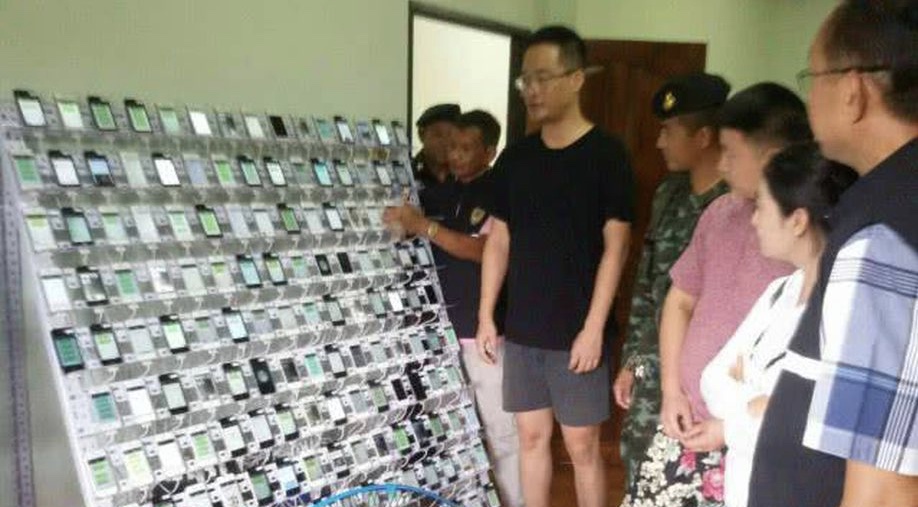 Три китайца накручивали клики в WeChat с помощью 350 000 SIM-карт и 450 айфонов