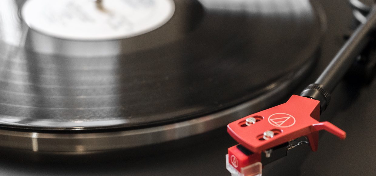 Винил недорого. Обзор проигрывателя Audio-Techniсa AT-LP3